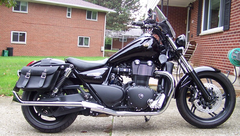 Triumph thunderbird storm on sale aftermarket exhaust